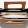 CARLA – Iconische leren tas in kleur Taupe Camel Gold - Italië