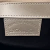 CARLA – Iconische leren tas in kleur Taupe Camel Gold - Italië