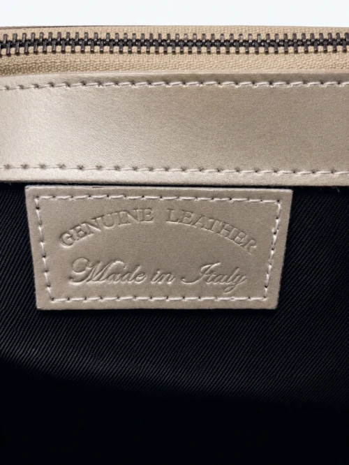 CARLA – Iconische leren tas in kleur Taupe Camel Gold - Italië