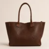 LOLA – Tas van Italiaans leer met python-embossing – Bruin