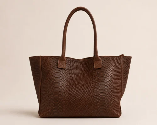 LOLA – Tas van Italiaans leer met python-embossing – Bruin