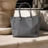 LOLA – Tas van Italiaans leer met python-embossing – Donkergrijs