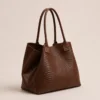 LOLA – Tas van Italiaans leer met python-embossing – Bruin