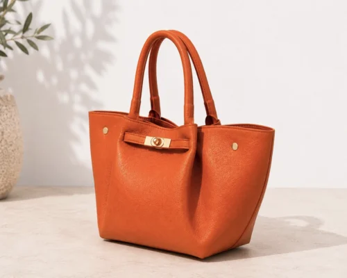 7db923457e86497c1bd3574fbfbb46e11735392e2556114188f82b8bcb42c913 Leren tas Yara Saffron – Italiaans vervaardigd