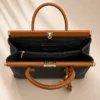 8ababaf3f0202c3281c8e8bbbf818f514cc0e653a182d5282e8e24c200906fa8 NORA – Tas van Italiaans dollaro-leer – Zwart & Camel