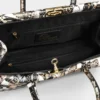 e4ecd92bb0feb0ae81687df790b0c6e7707d0eef7f3c2581157b8405af079be9 NORA – Papillon d’Oro | Leren tas Gemaakt in Italië