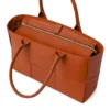 10eb8f98682646d4710ad288a24e672bcd71220ce3204baeb5d8e16da29c833f BELLA CLASSICA – Leren shopper in saffron | Gemaakt in Italië