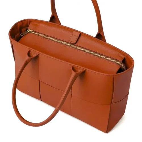 10eb8f98682646d4710ad288a24e672bcd71220ce3204baeb5d8e16da29c833f BELLA CLASSICA – Leren shopper in saffron | Gemaakt in Italië